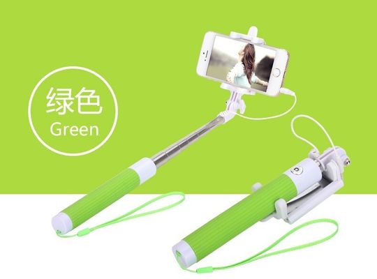 Green Cell Phone Selfie Stick , Extendable Cable Stick Customized